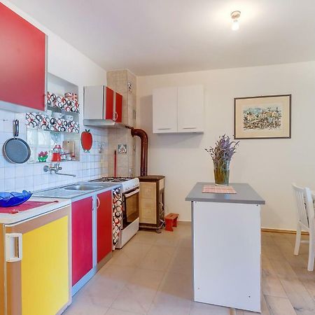 Apartment Matija Čunski Екстериор снимка